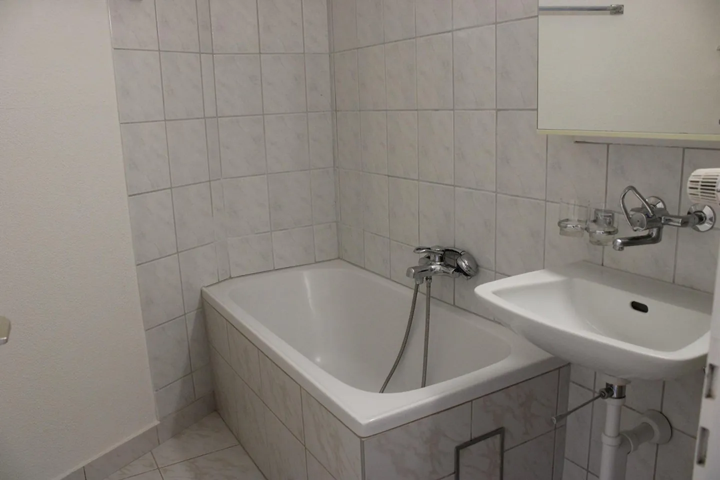 Charmante renovierte Wohnung - Foto 3 von 6