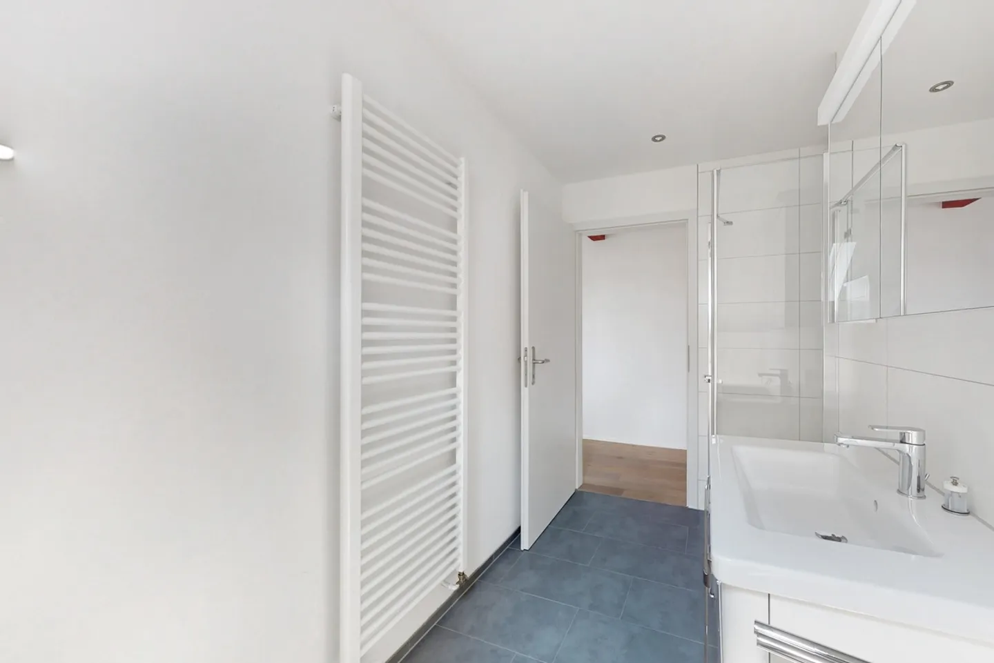 Bijou à louer ! - Photo 5 sur 10