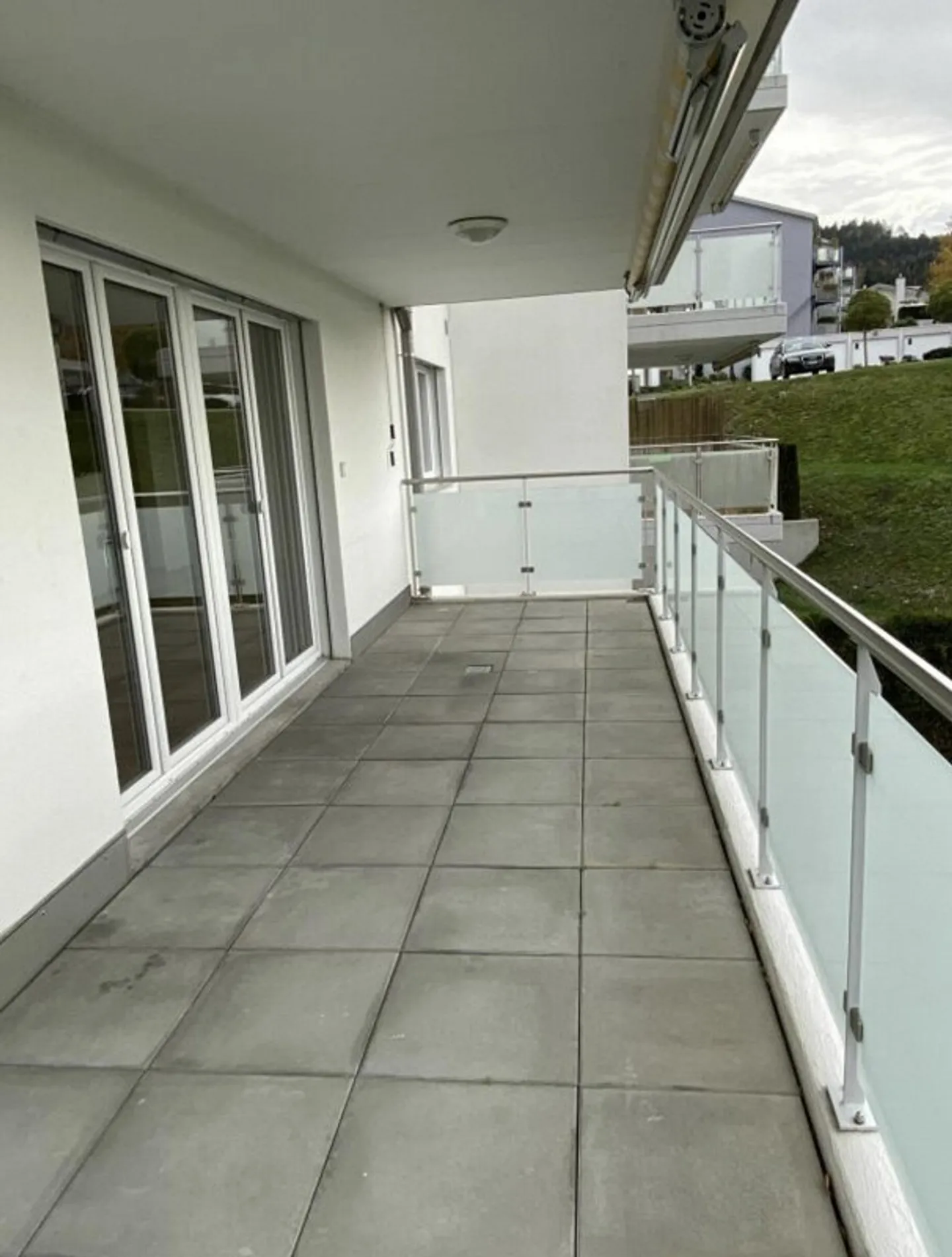 Sous-locataire à partir du 01.02.2026 Appartement moderne de 4,5 pièces avec grand balcon - Photo 9 sur 10