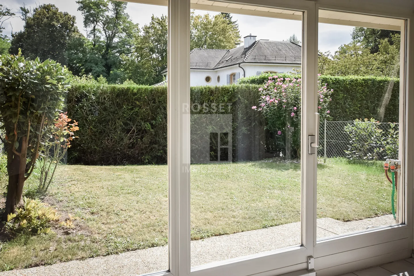 Villa mitoyenne de 5 pièces - Photo 5 sur 9