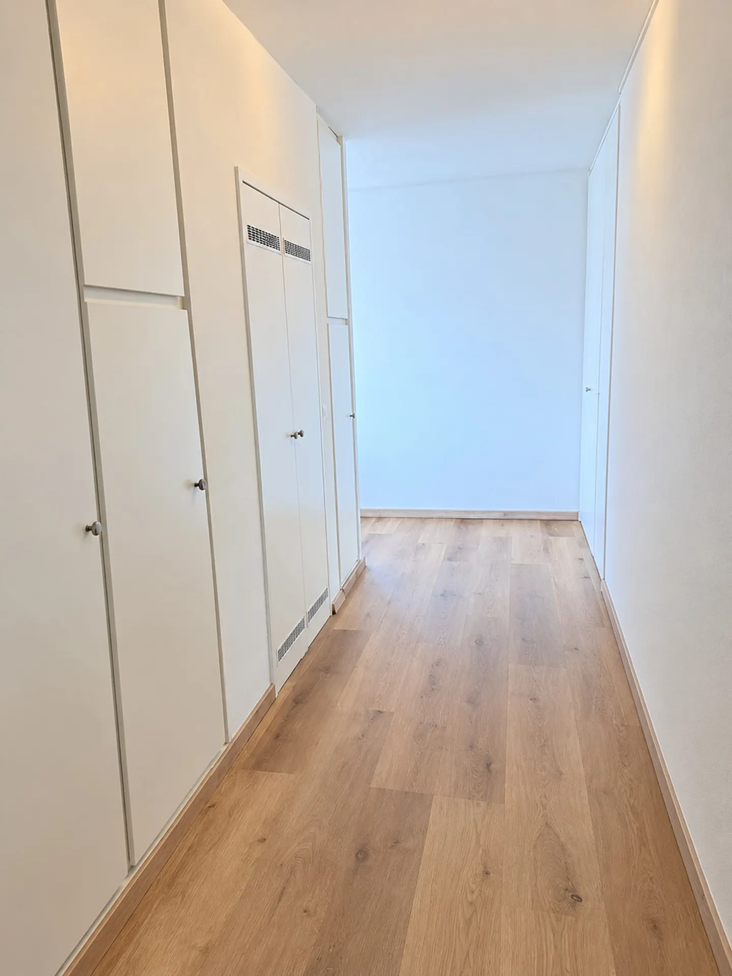 Apartment for rent - Photo 5 of 8
