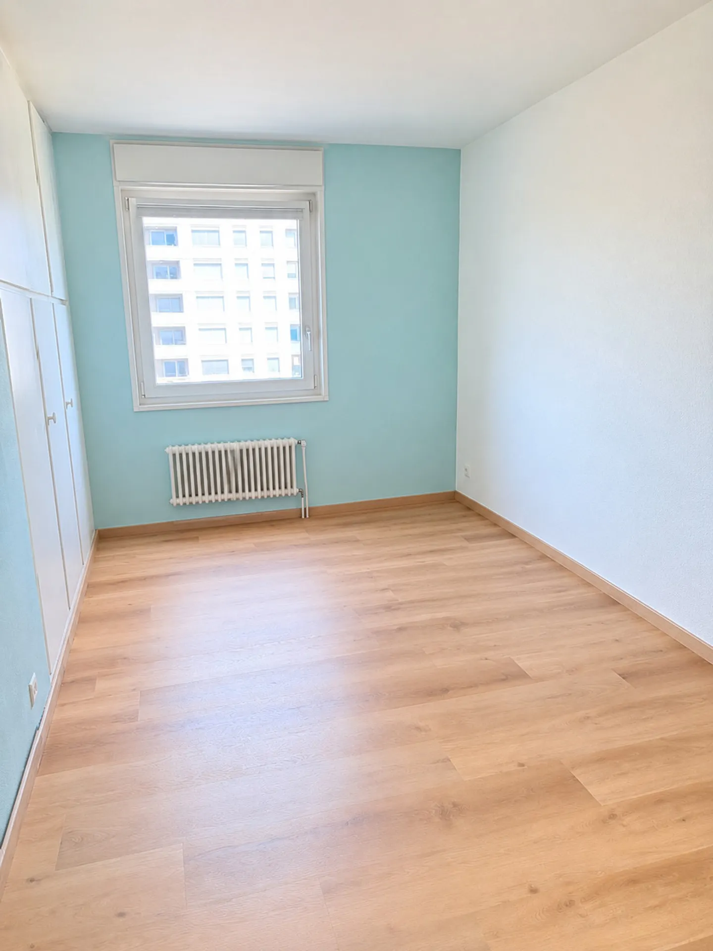 Apartment for rent - Photo 6 of 8