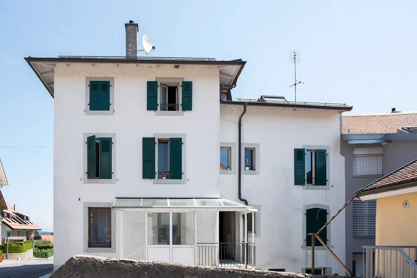 Arcade 1 piece - Photo 6 of 6