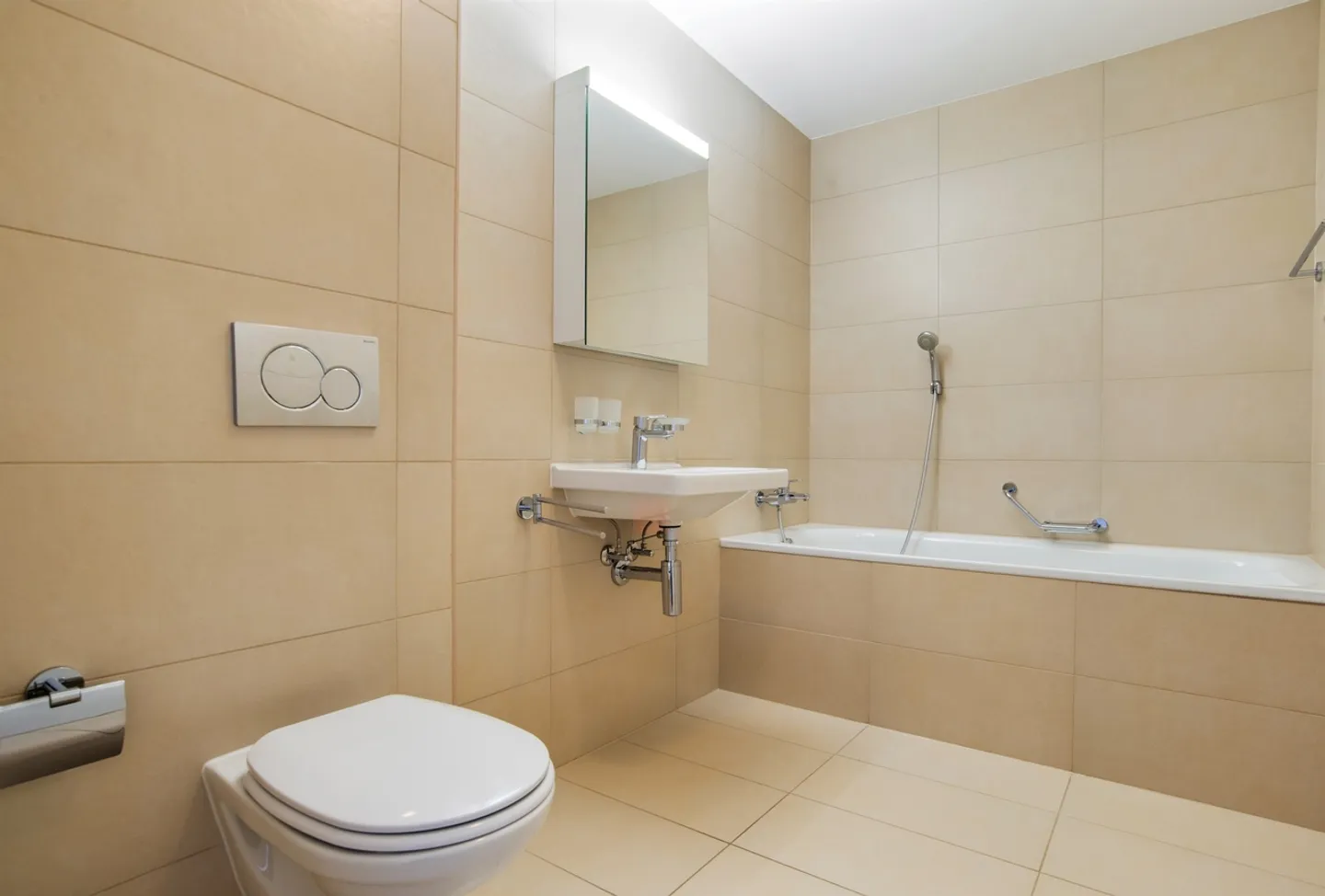 Moderne Eleganz zum Greifen nah - Foto 8 von 11