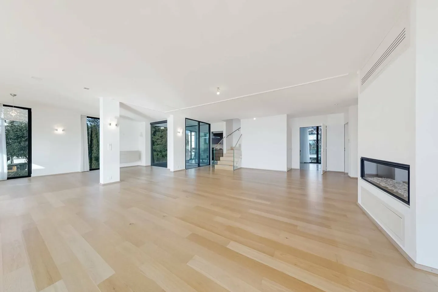 «Außergewöhnliches 9,5-Zimmer-Duplex» - Foto 7 von 13