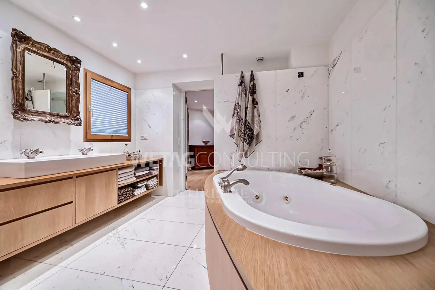 In vendita nel centro di Lugano-Sonvico elegante casa completamente ristrutturata - Foto 4 di 10