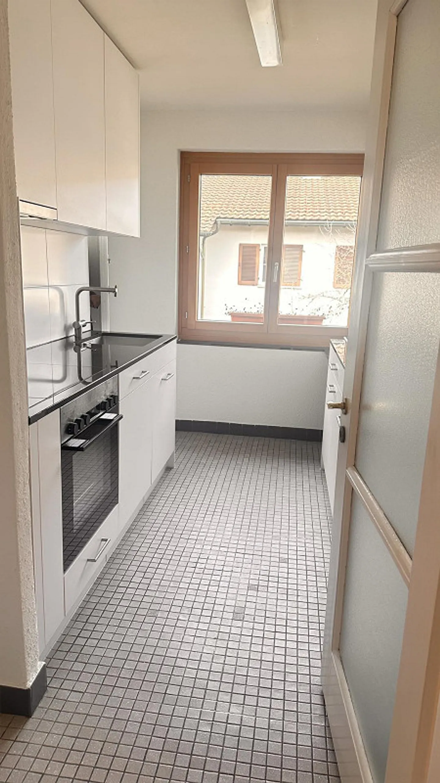 Appartement élégant de 4,5 pièces avec galerie dans un emplacement calme - Photo 3 sur 9