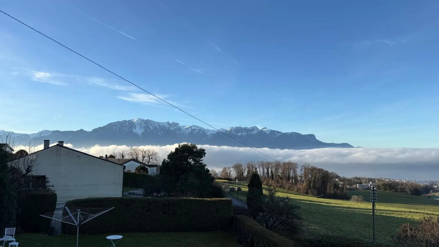 Bella casa familiare a St-Légier con vista sul lago - Foto 12 di 13