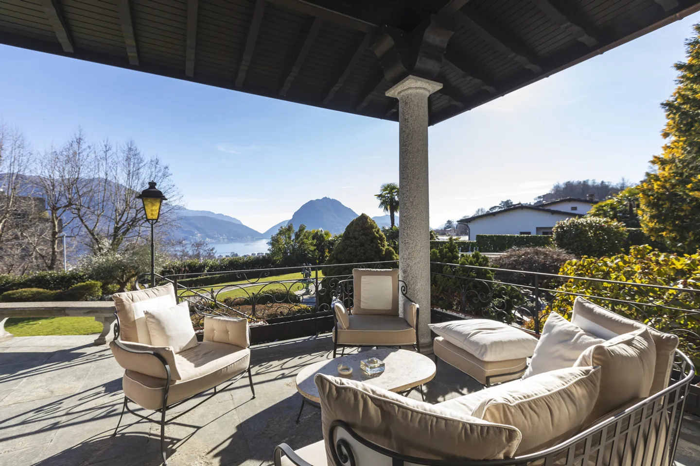«Luxusvilla in Lugano zu verkaufen – Blick auf den See, den Garten und den Pool» - Foto 6 von 14