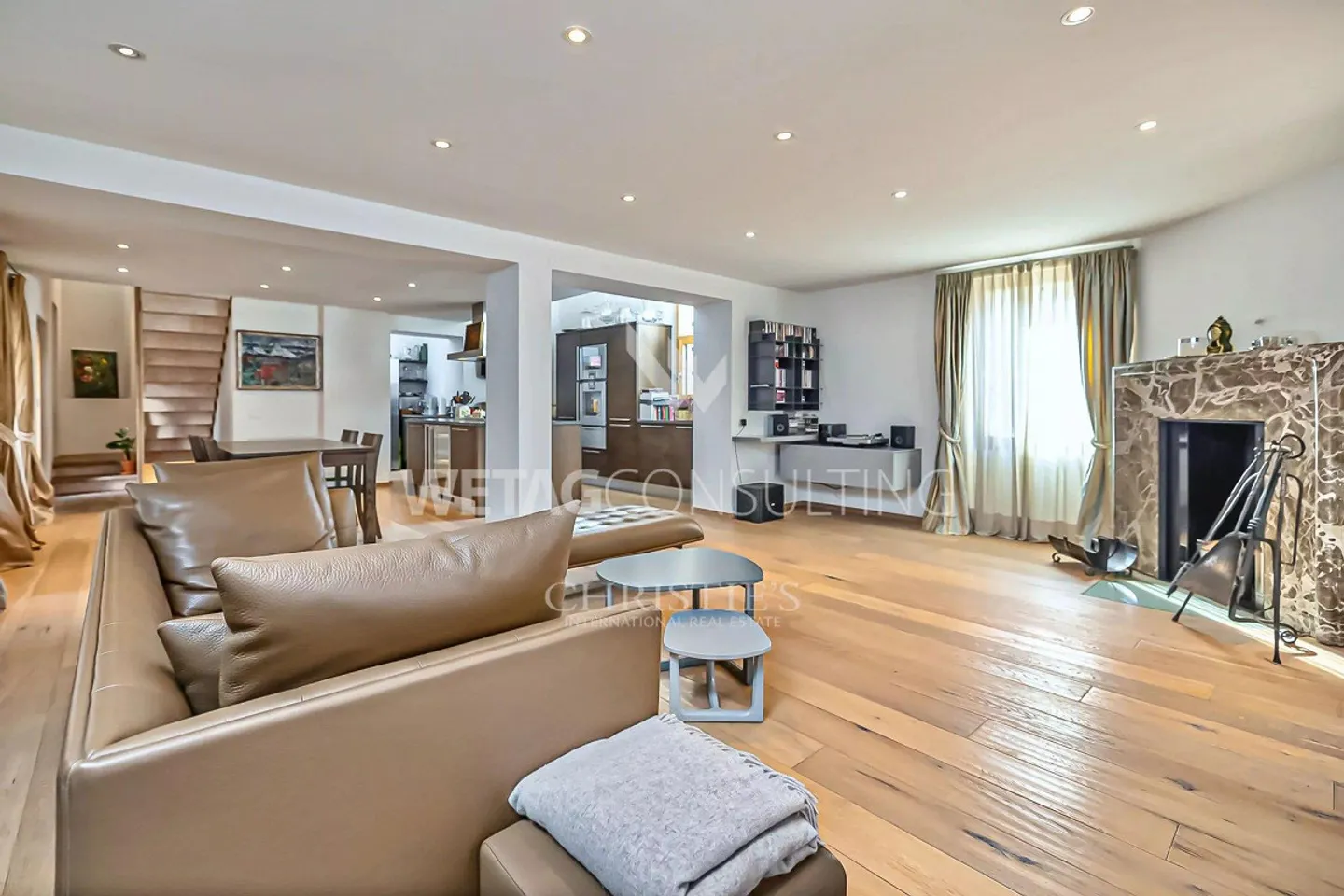In vendita nel centro di Lugano-Sonvico elegante casa completamente ristrutturata - Foto 9 di 10
