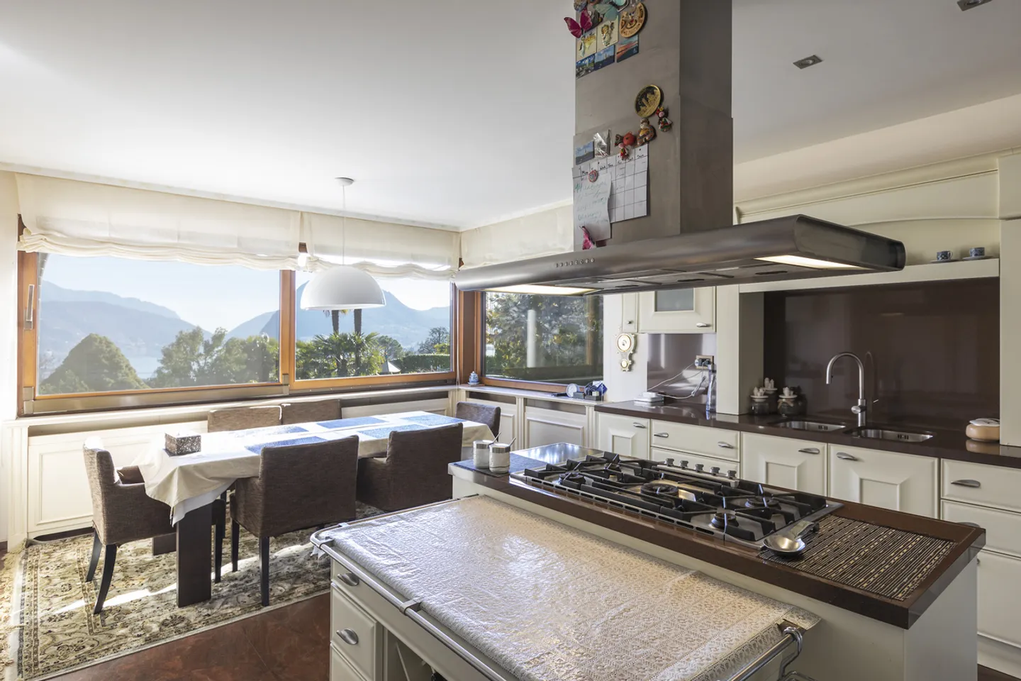 «Luxusvilla in Lugano zu verkaufen – Blick auf den See, den Garten und den Pool» - Foto 12 von 14