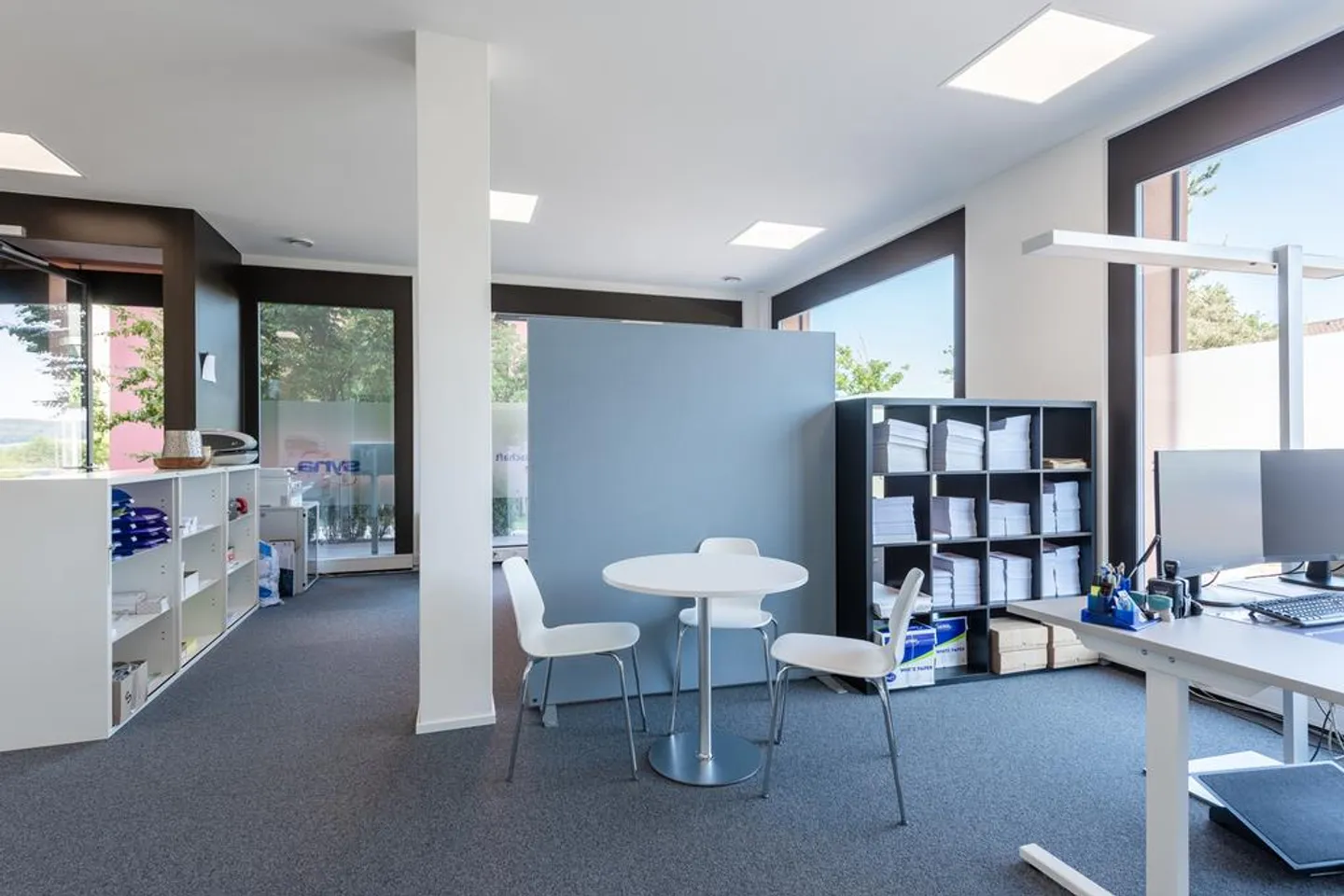 Voici votre succès commercial à domicile - disponible immédiatement et dans le meilleur emplacement - Photo 2 sur 11