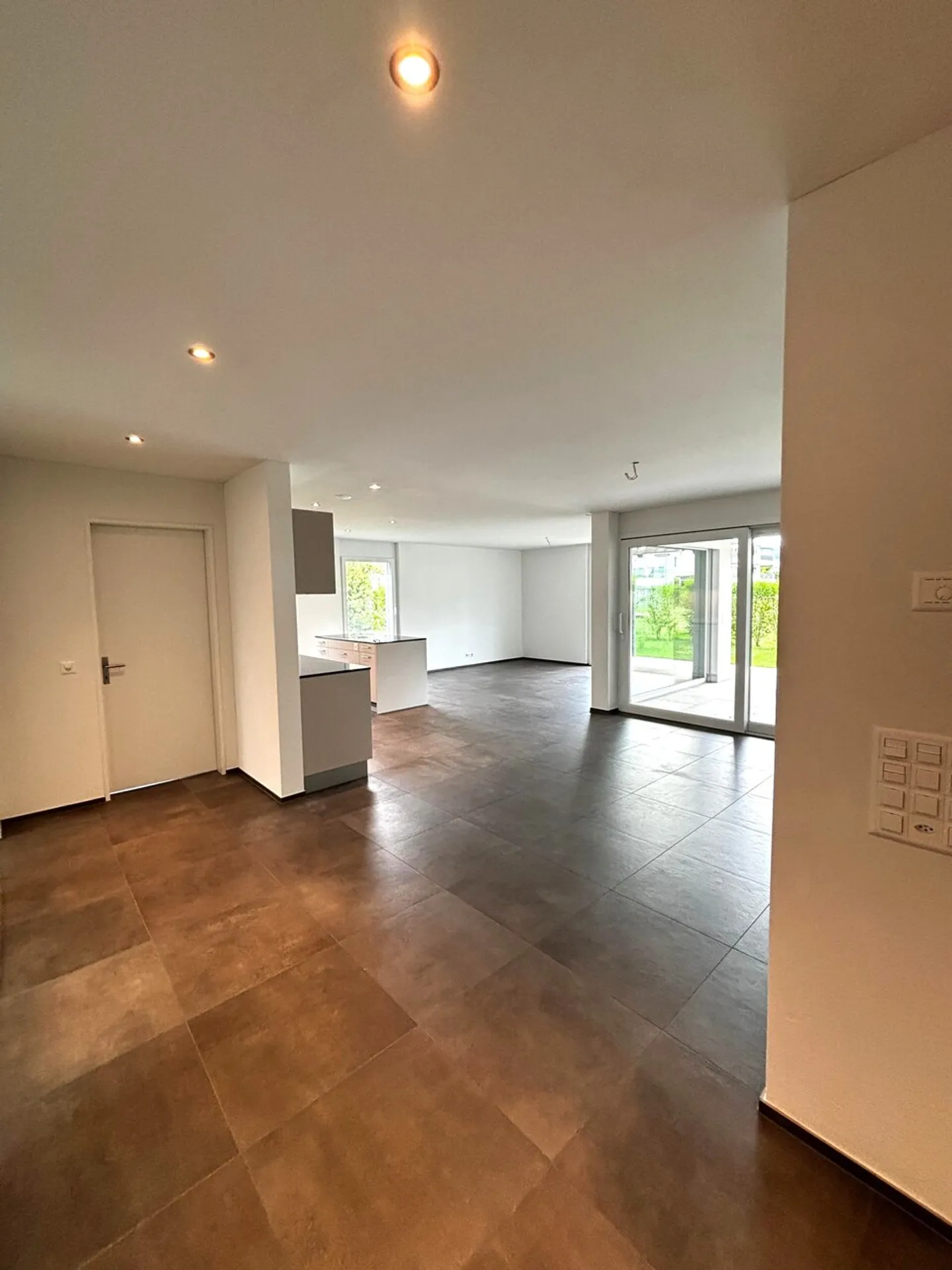 Bellissimo appartamento di 3½ stanze con area giardino - Foto 1 di 10