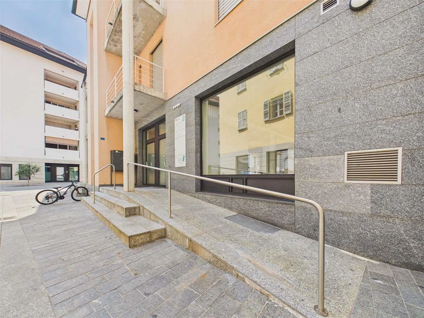 Esclusivo spazio commerciale nel cuore di Bellinzona - Photo 6 sur 6