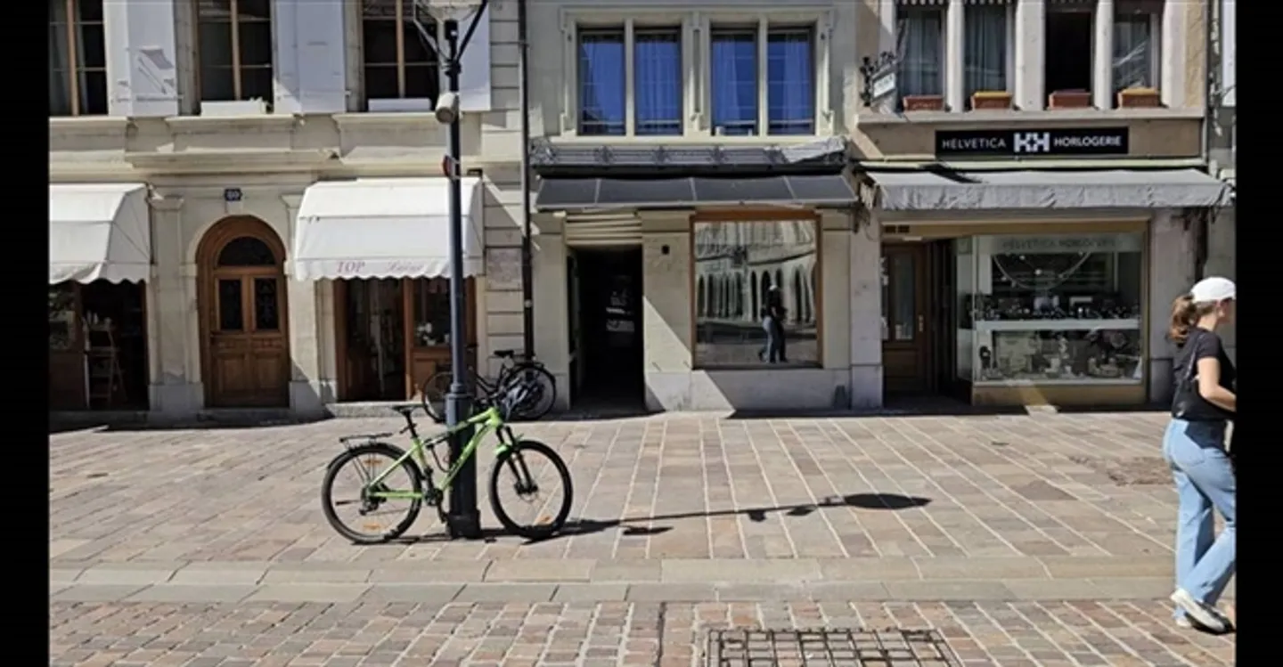 Commerce - Photo 9 of 10