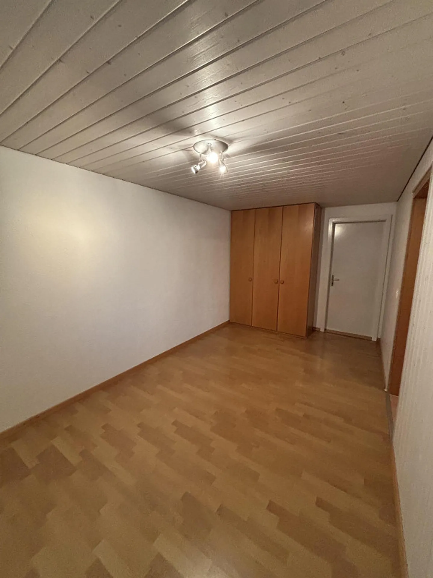 Appartement 3 pièces sous-sol - Photo 4 sur 11