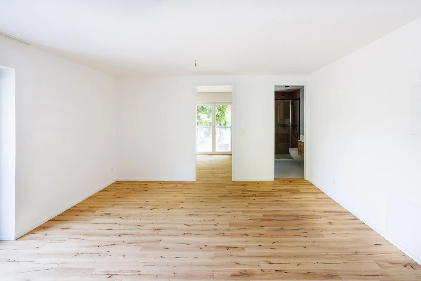 Première occupation magnifique appartement 2,5 pièces à proximité immédiate du lac - Photo 4 sur 8