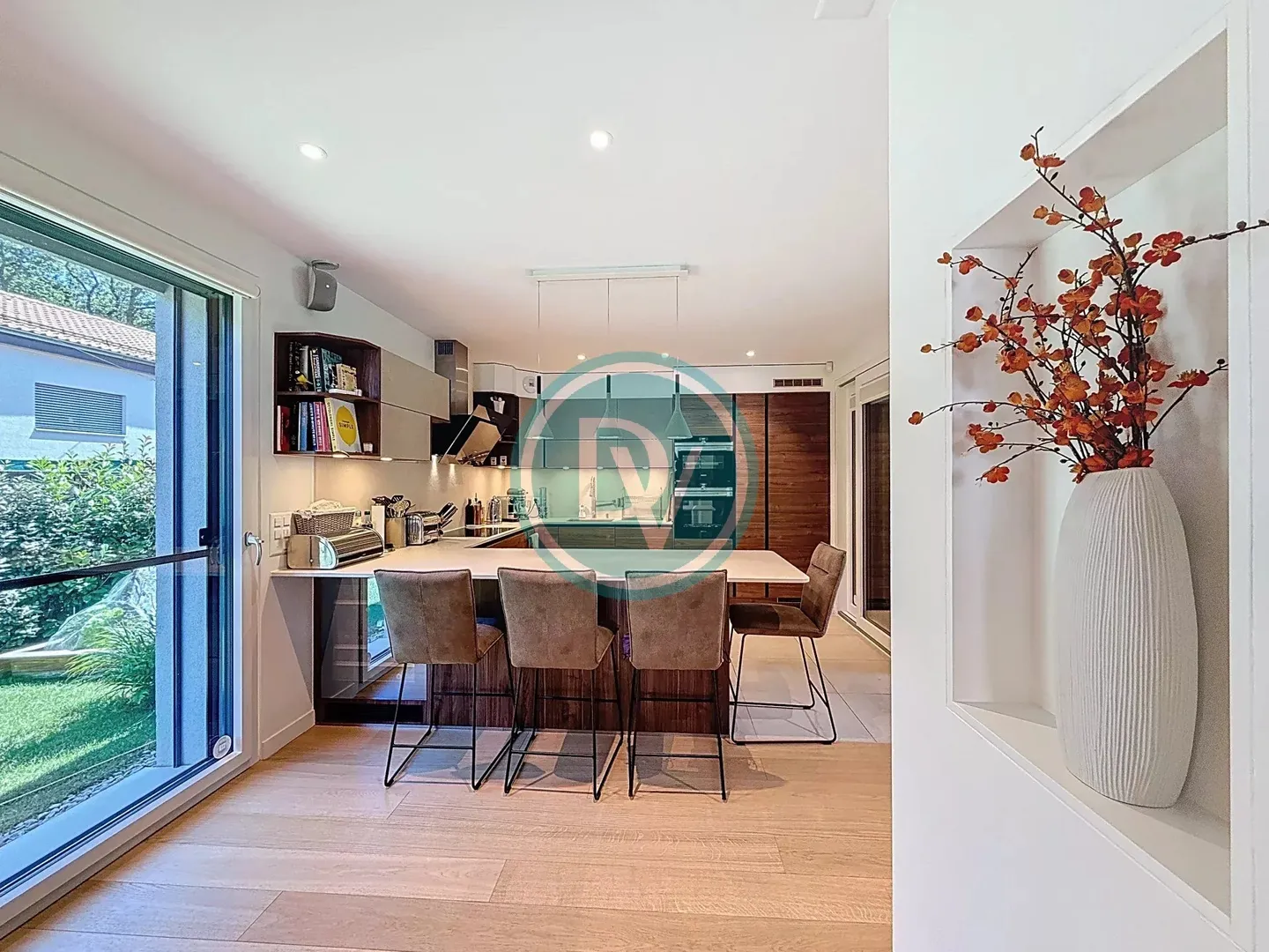 Maison Familiale Contemporaine - Photo 4 sur 13