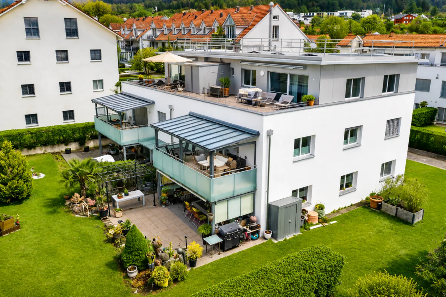 Exklusive Dachwohnung mit Golfblick - Foto 14 von 15