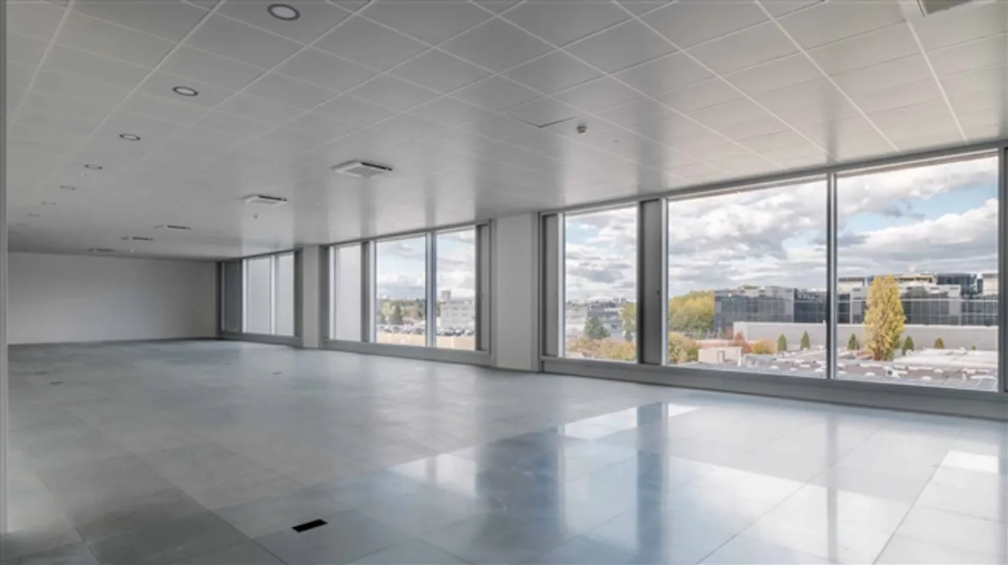 Spazi amministrativi e high-tech a partire da 275 m² - Foto 4 di 9