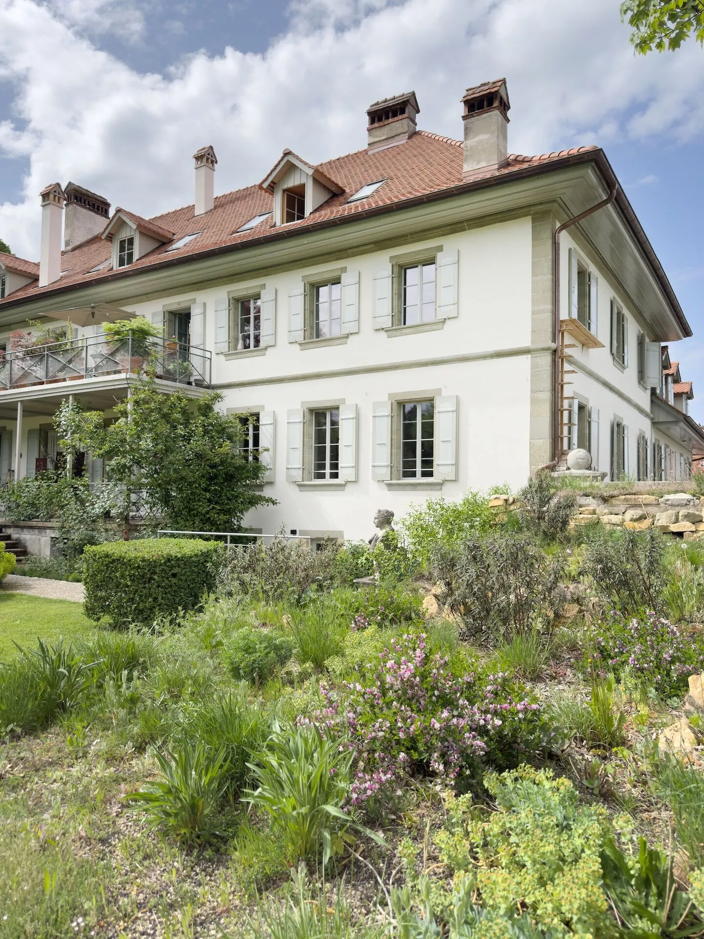 Condominium unique de 4 pièces avec balcon ensoleillé dans le parc du château - Photo 4 sur 34