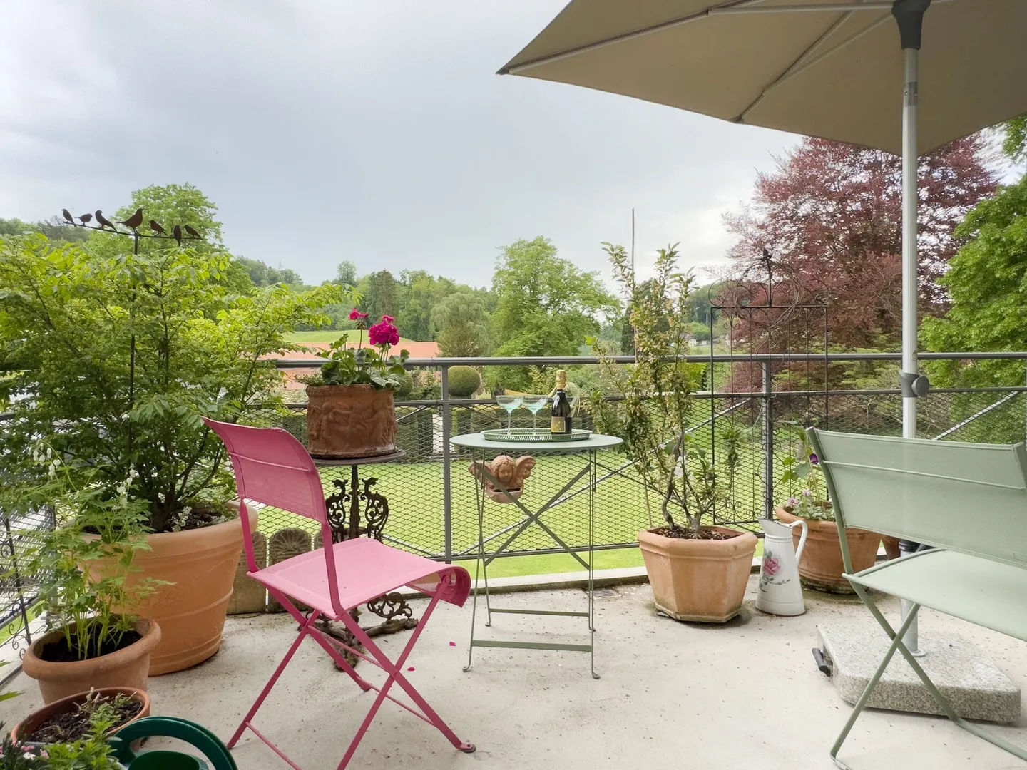 Condominium unique de 4 pièces avec balcon ensoleillé dans le parc du château - Photo 6 sur 34