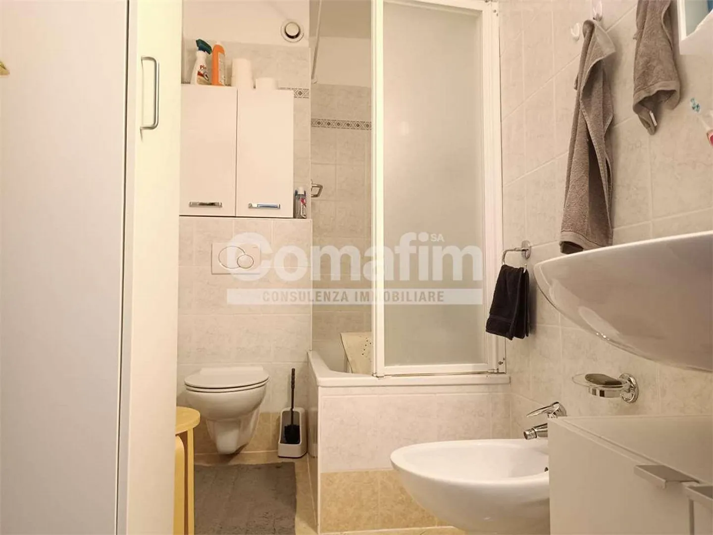A Caslano tra tranquillità e comodità - Foto 12 di 13