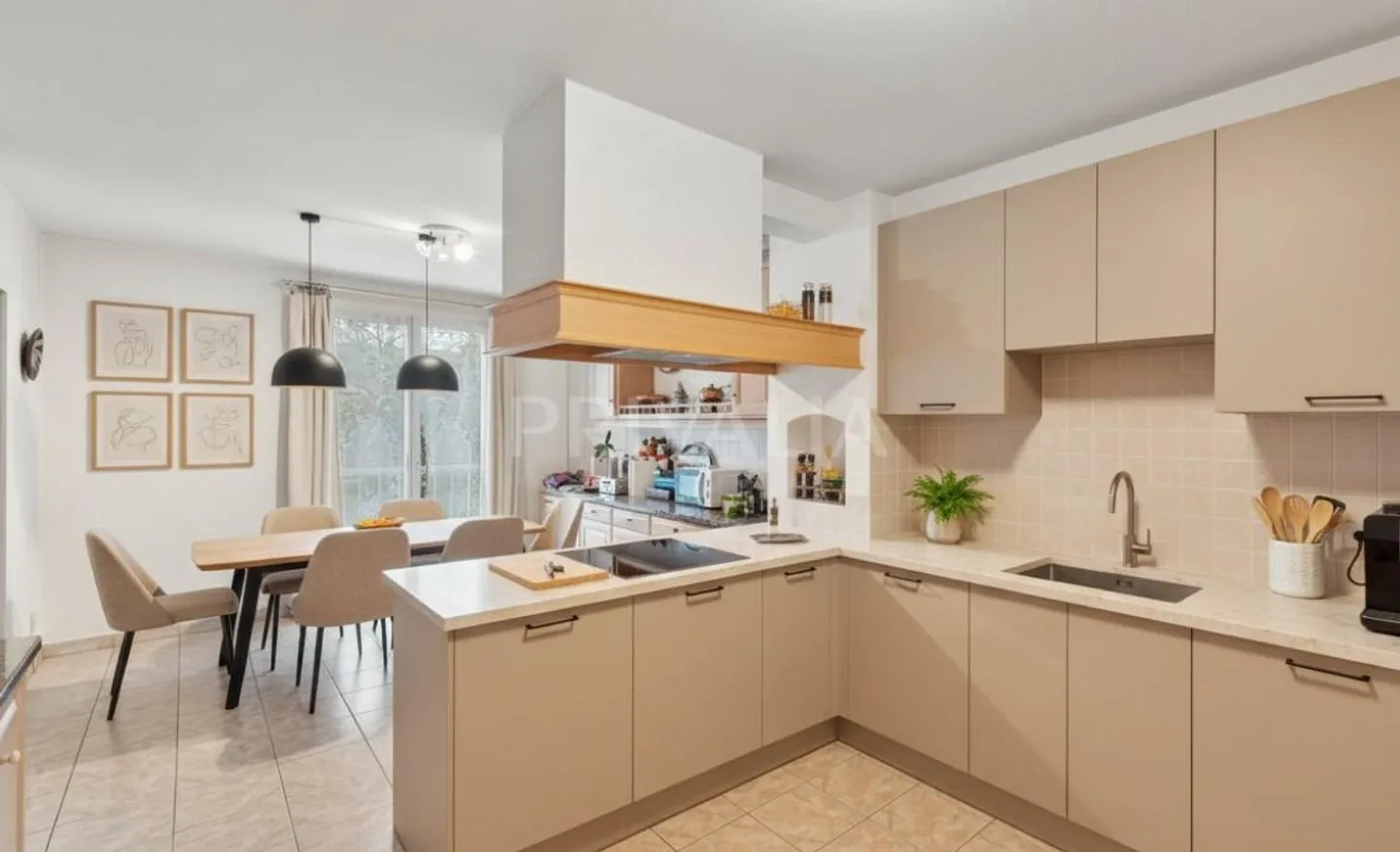 Exklusiv - Geräumige 6-Zimmer-Wohnung in Collonge-Bellerive - Foto 2 von 4