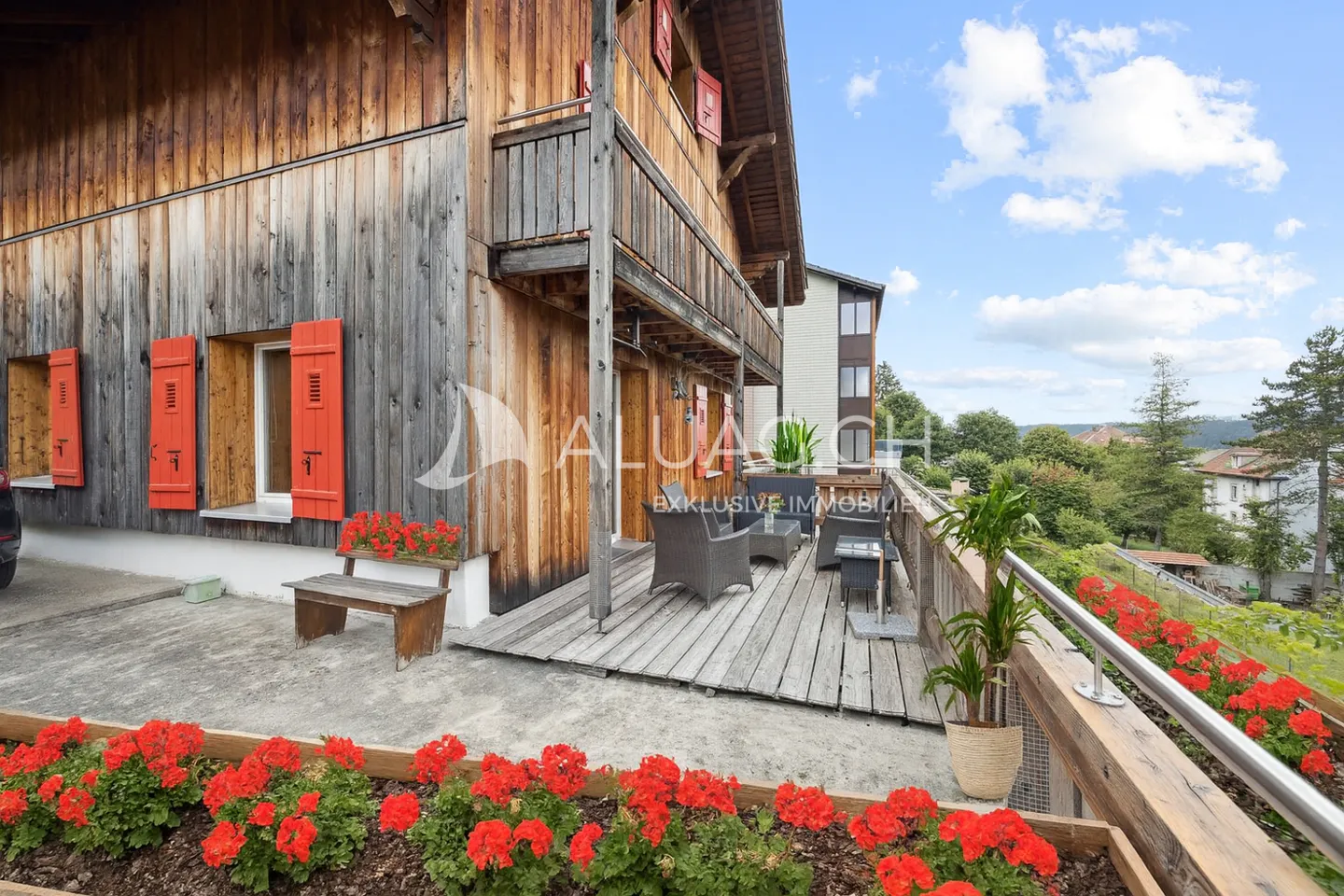 VIVERE IN UN CHALET ACCOGLIENTE CON GIARDINO - Foto 6 di 8