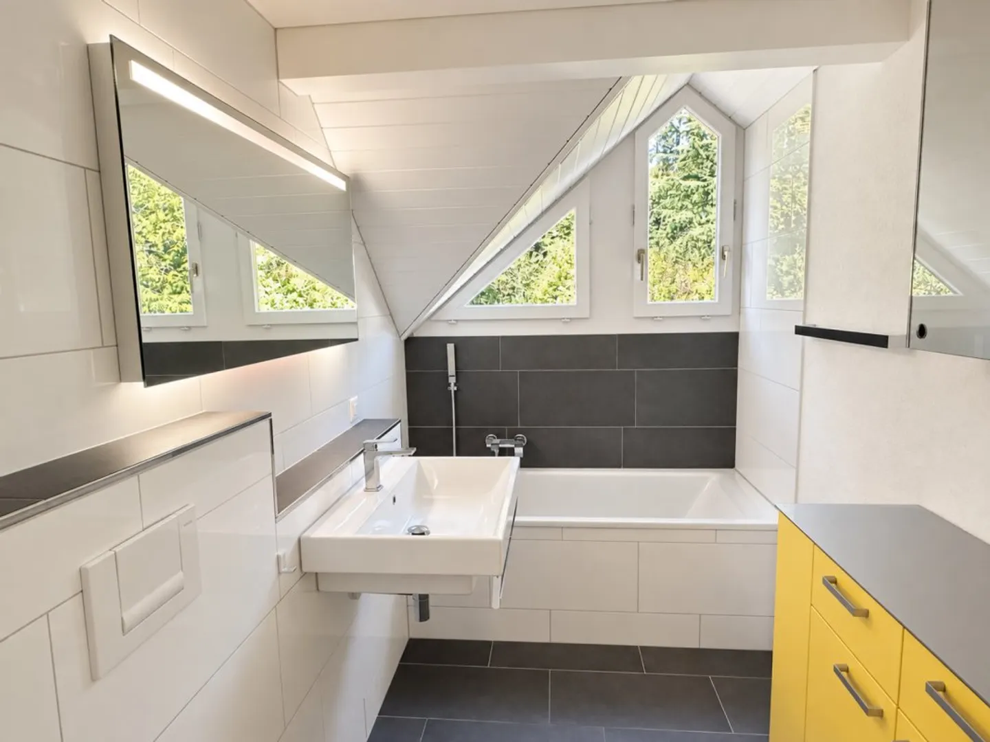 Charmantes Doppeleinfamilienhaus - Foto 6 von 8