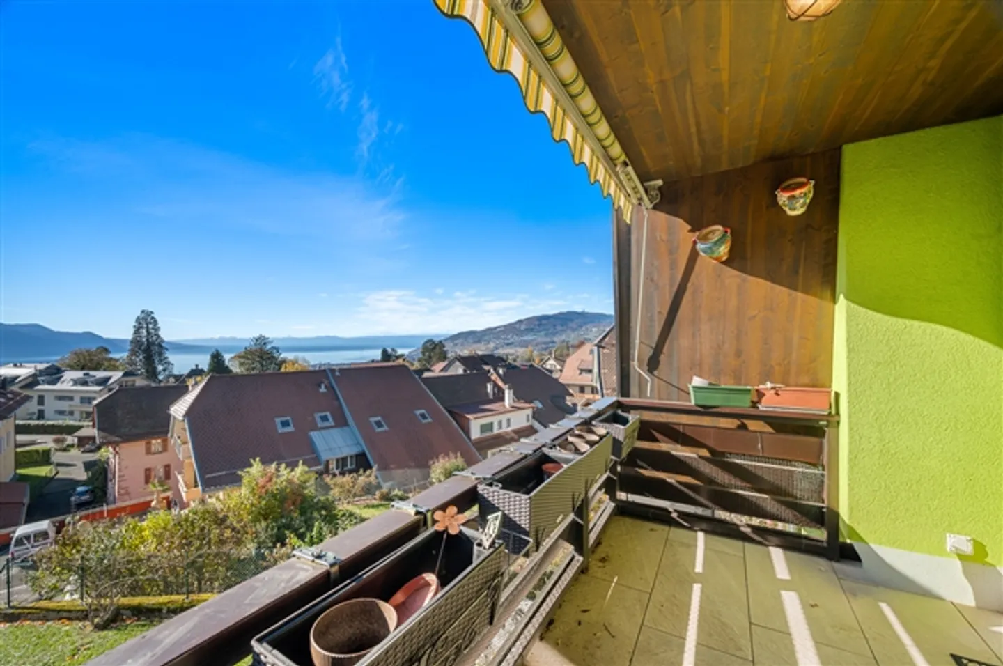 Charmante Dachwohnung mit Seeblick - Foto 5 von 13