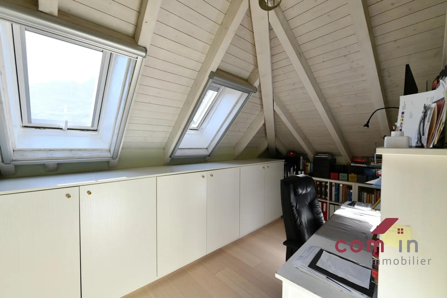 VETROZ, superbe Villa mit Charakter in absoluter Ruhe - Schwimmbad - Foto 16 von 21