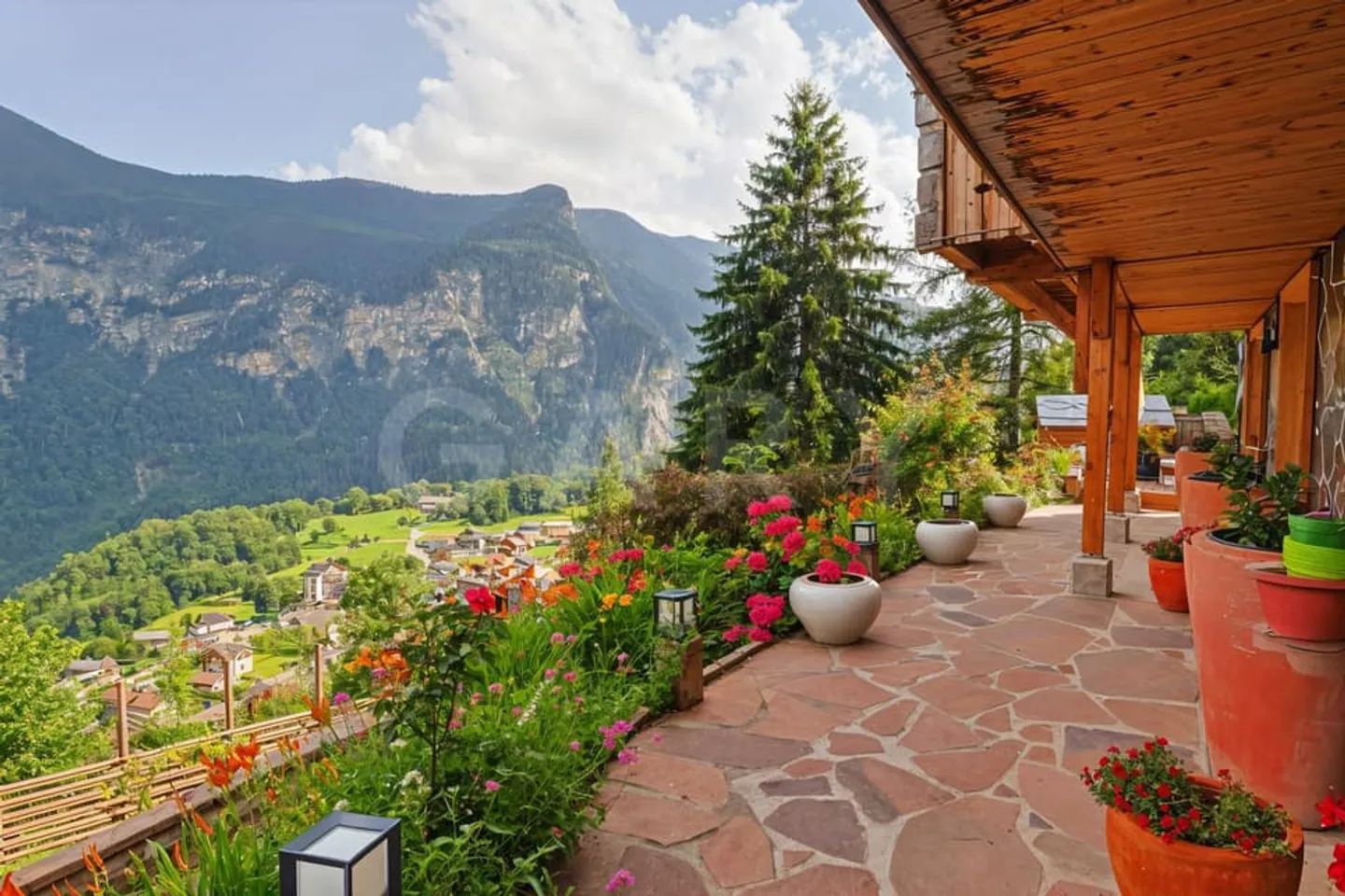 Chalet de charme avec vue panoramique ? Les Marécottes (Valais) - Foto 1 von 13