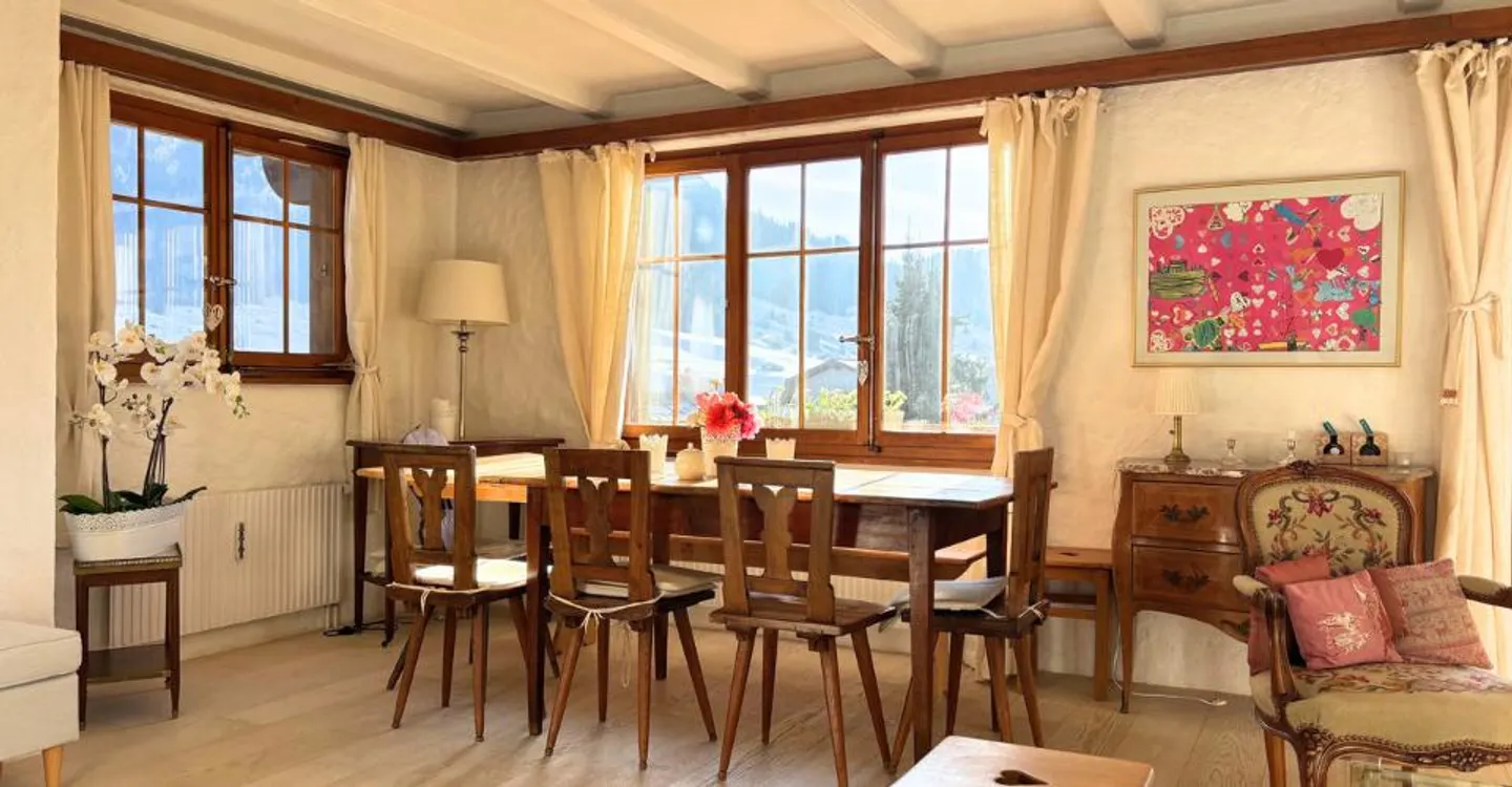 Charmante 4,5-Zimmer-Wohnung im Zentrum von Chateau-d'Oex - Foto 5 von 7