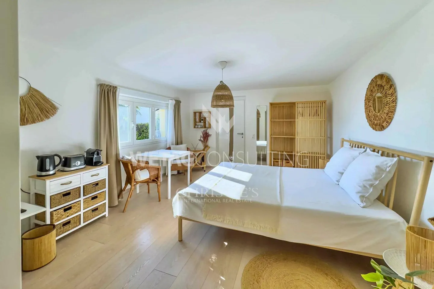 Lugano-Neggio: Villa elegante con vista magnifica sul lago di Lugano... - Foto 9 di 12