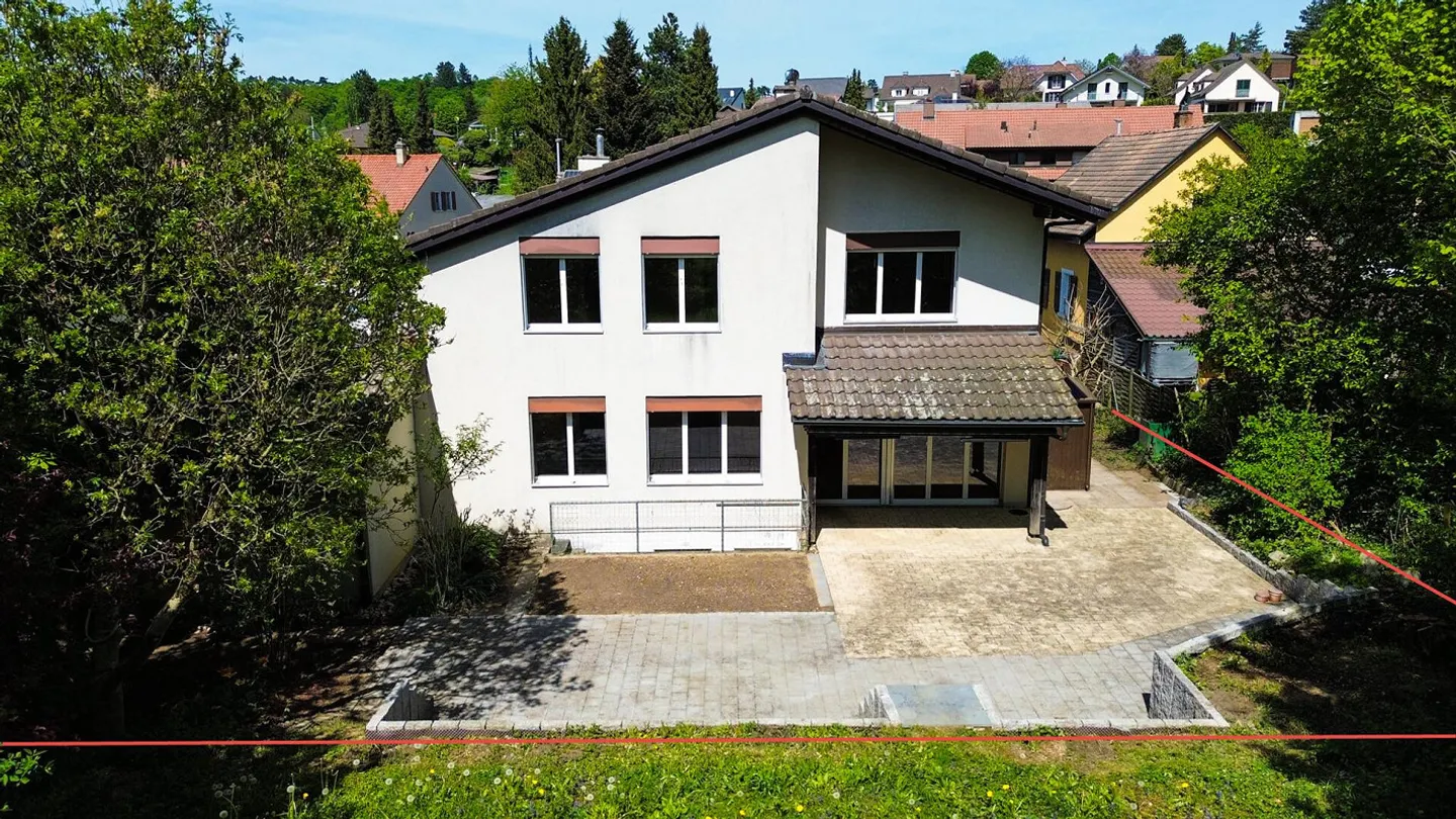 Casa unifamiliare di 5,5 stanze con sala hobby - Foto 1 di 31