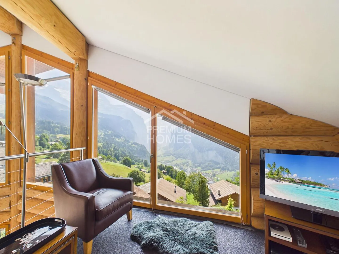 Exclusive Living with Jungfrau Panorama - Photo 12 of 13