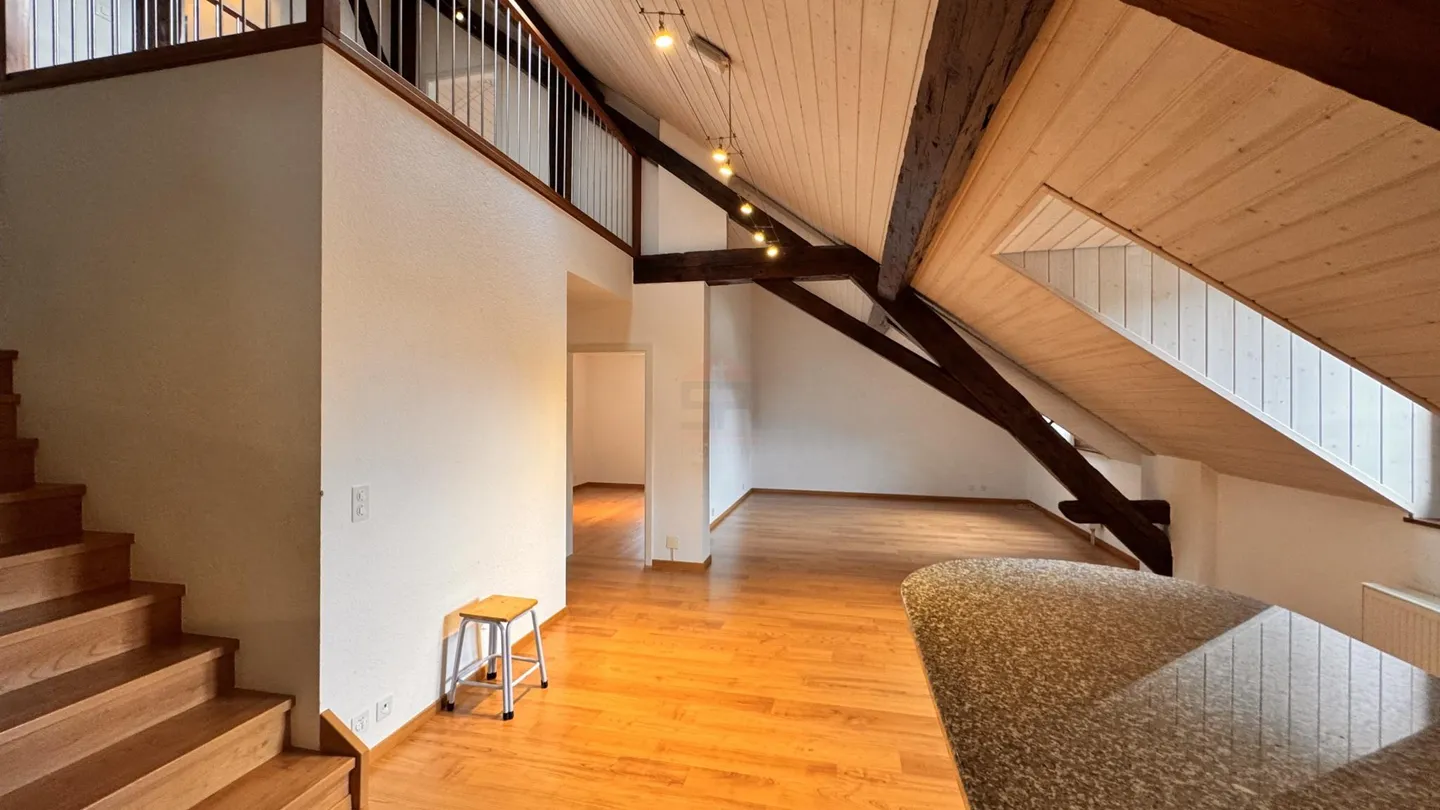 Charming building with 20 rooms - Photo 14 of 16