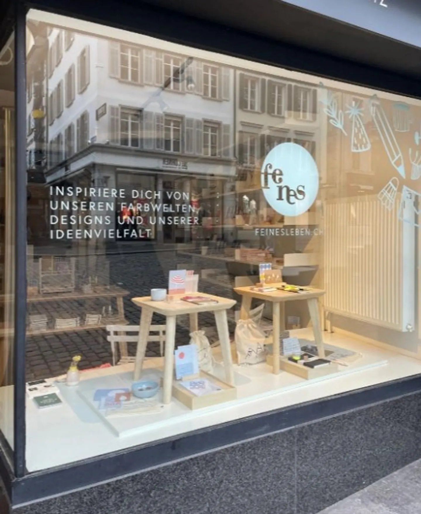 «Ladenlokal mitten in der Luzerner Altstadt am Weinmarkt!» - Photo 2 of 9