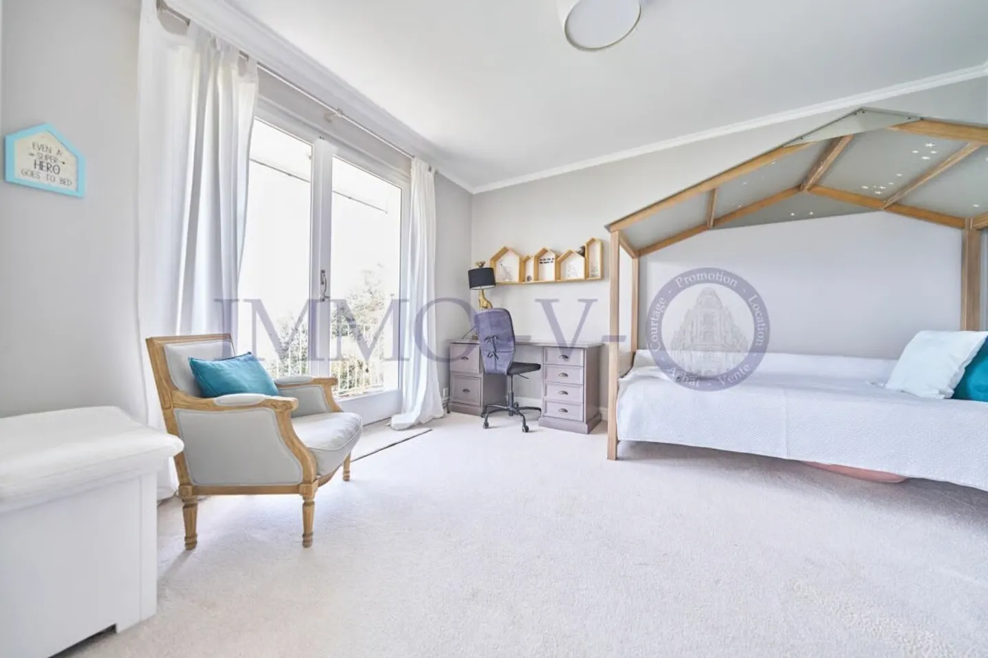 DE PRESTIGE AVEC PISCINE ET VUE PANORAMIQUE - MEUBLEE - Foto 16 di 20