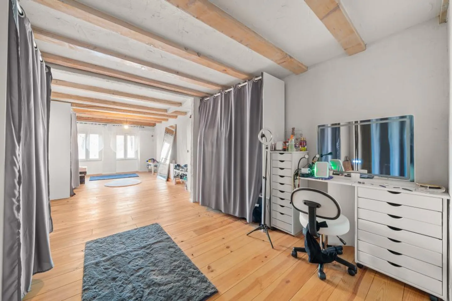 Spacious duplex fully renovated with large outdoor terrace - Photo 5 of 8