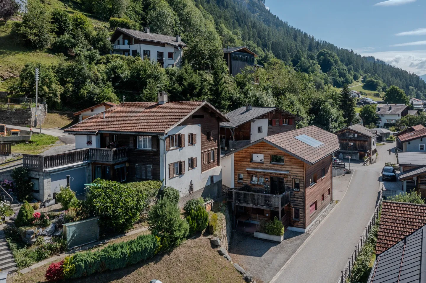 Insieme immobiliare centrale a Trin - Foto 1 di 21