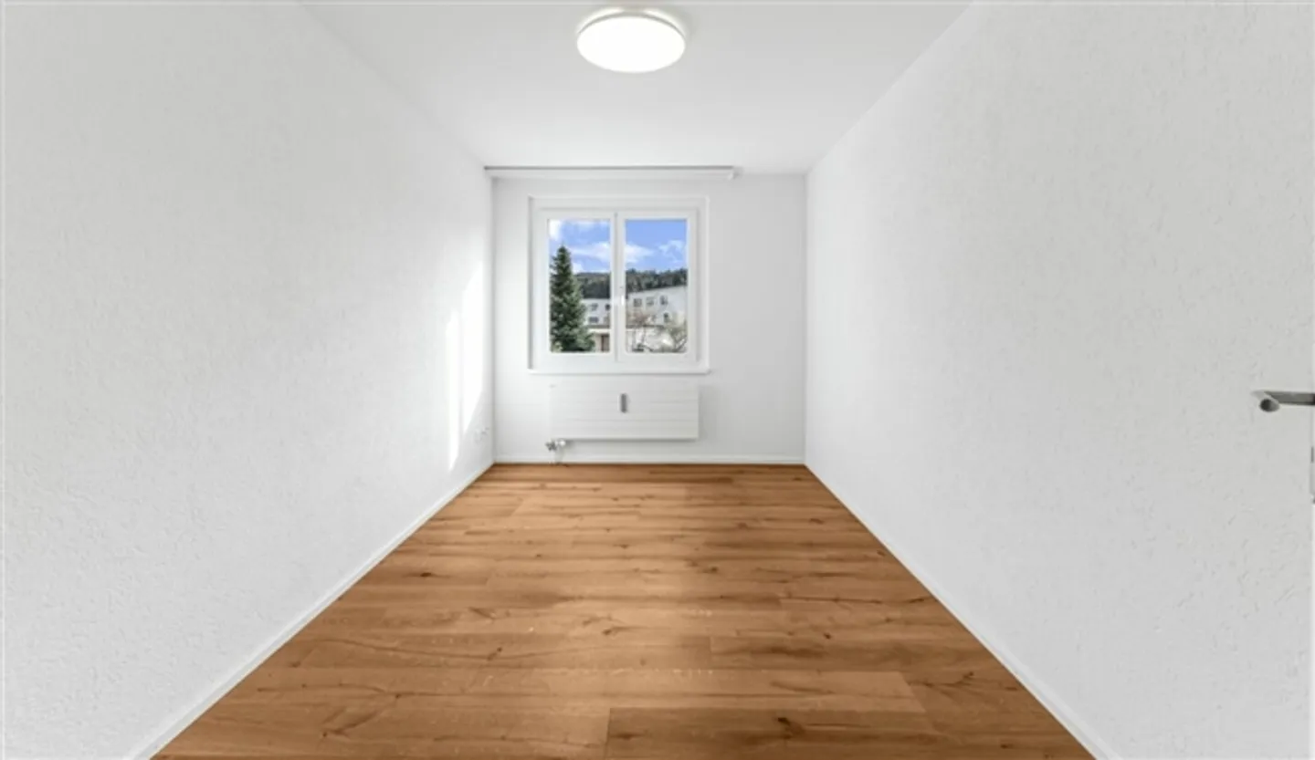 Appartement 3.5 pièces attrayant, entièrement rénové, bien situé à Wil SG - Photo 11 sur 20