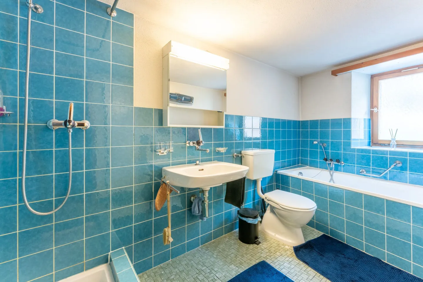Insieme immobiliare centrale a Trin - Foto 10 di 21