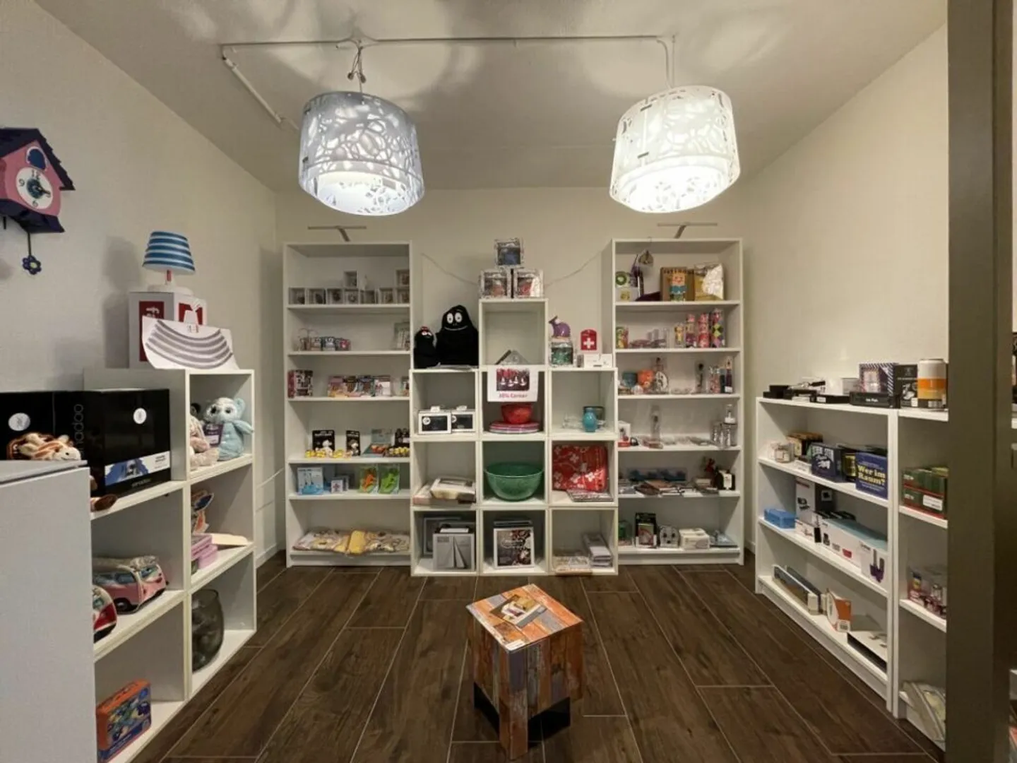 Mountain Magic Boutique (Retail Space) - Photo 5 of 6