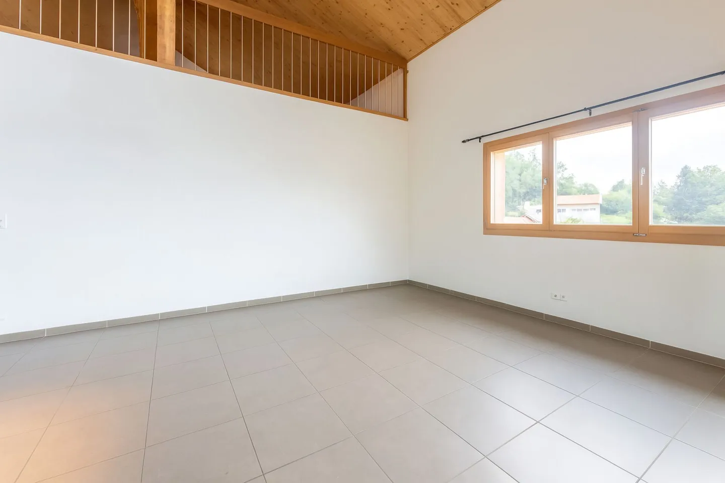 Insieme immobiliare centrale a Trin - Foto 14 di 21