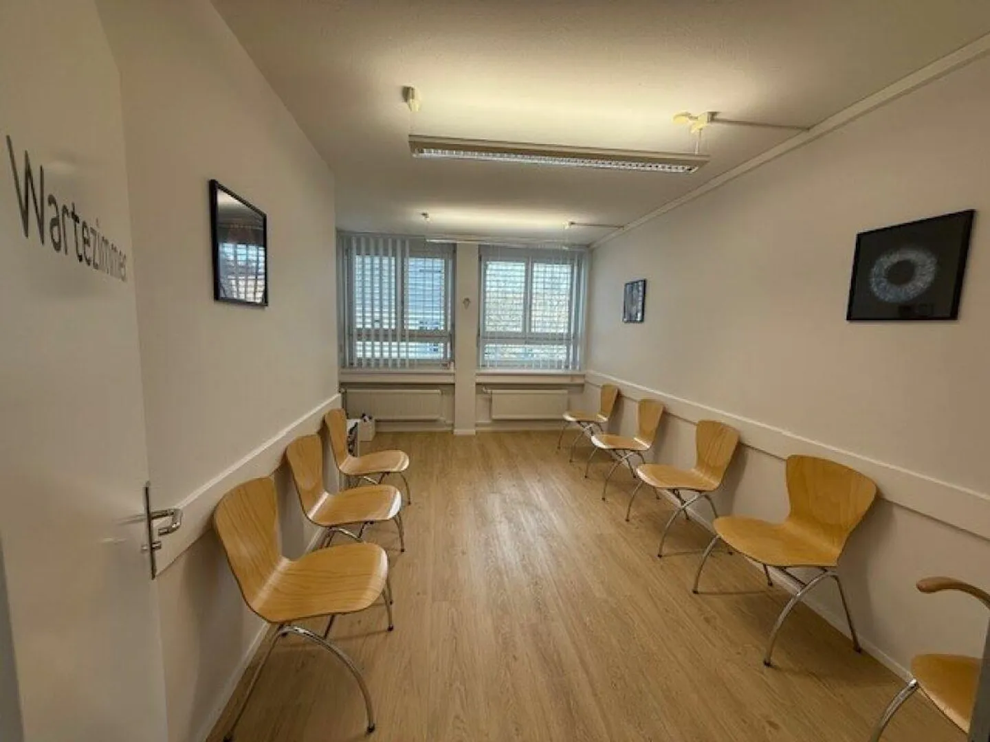 Bâtiment résidentiel et commercial situé au centre, à la périphérie de la vieille ville - Photo 9 sur 11