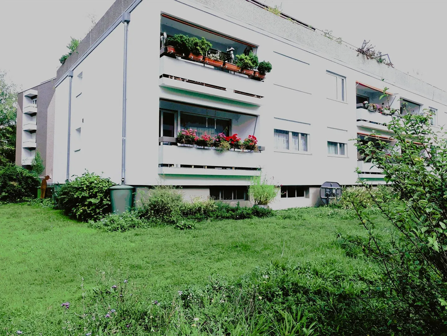 Bright and Quiet Apartment Near Old Zihl - Photo 3 of 15