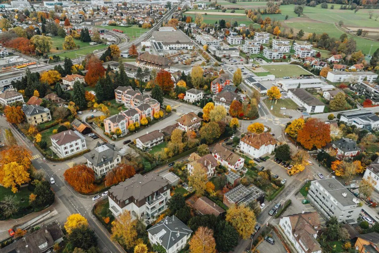 Villa mit Praxisanbau - Foto 8 von 30