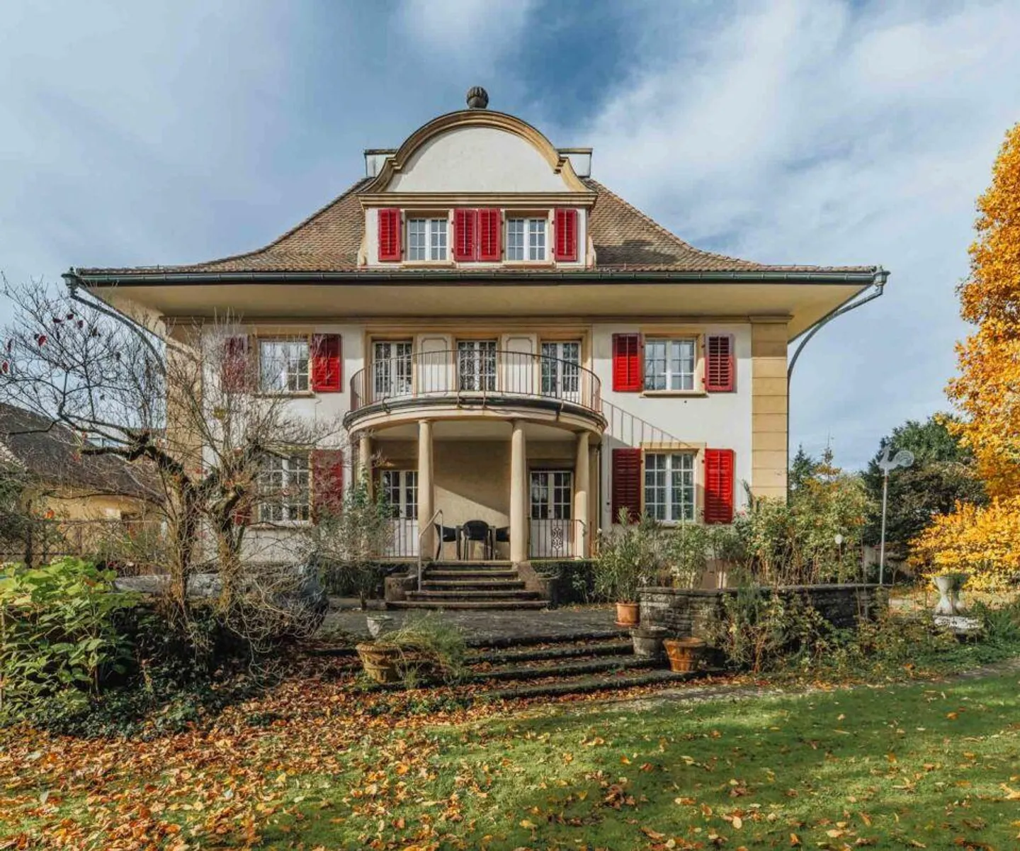 Villa mit Praxisanbau - Foto 2 von 30